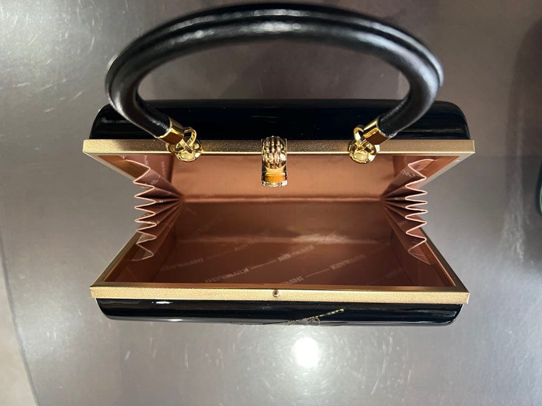 キンワシ印　黒の和装用バッグと草履セット