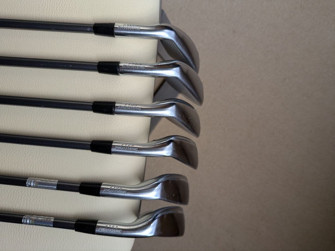 ブリヂストン　ツアーB JGR HF1アイアン