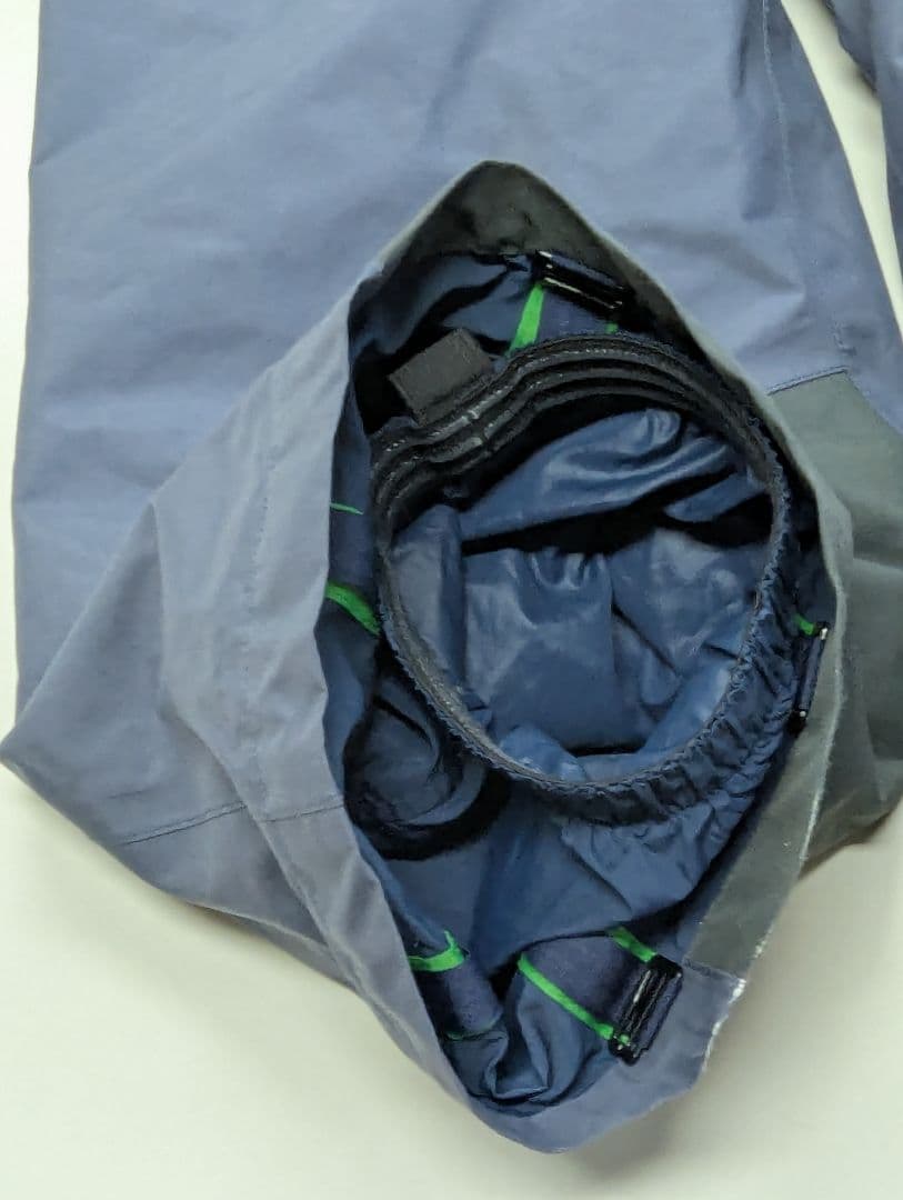 上130下140 モンベル　スノーウェア