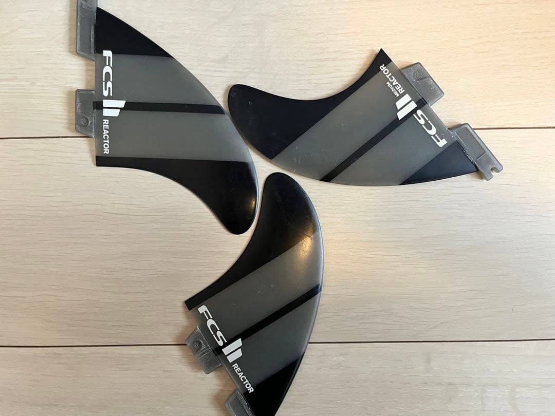 FCS II REACTOR リアクター サーフボードフィン 3枚セット