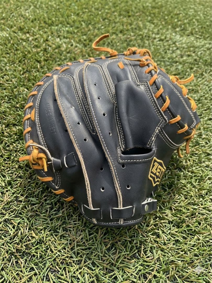 【4月3日まで値下げ中‼️】ZETT 硬式用キャッチャーミット