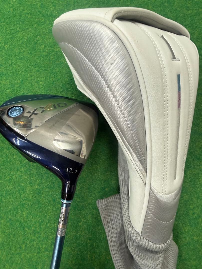 ゼクシオ13 レディースドライバー　12.5 L