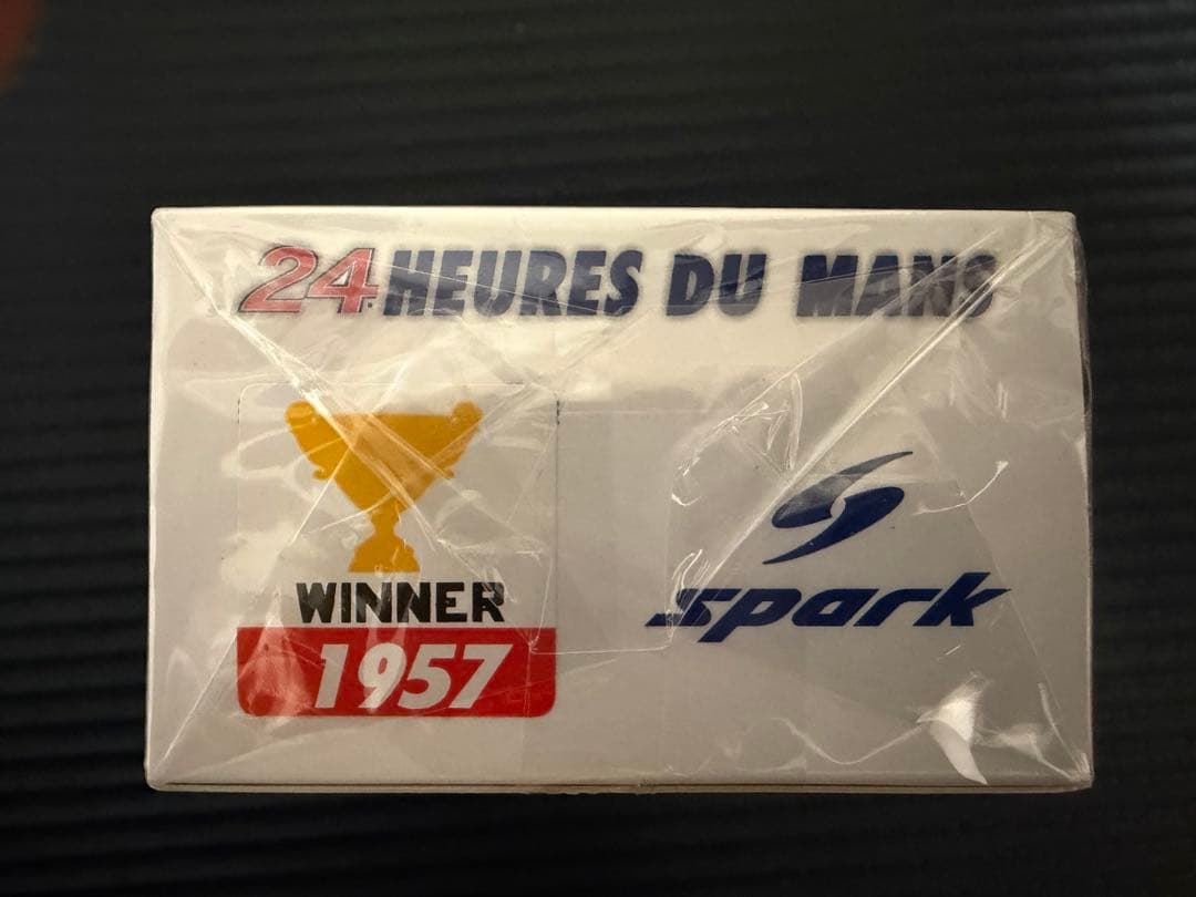 スパーク 1/43 ジャガー D No.3 1957 ル・マン　ミニカー