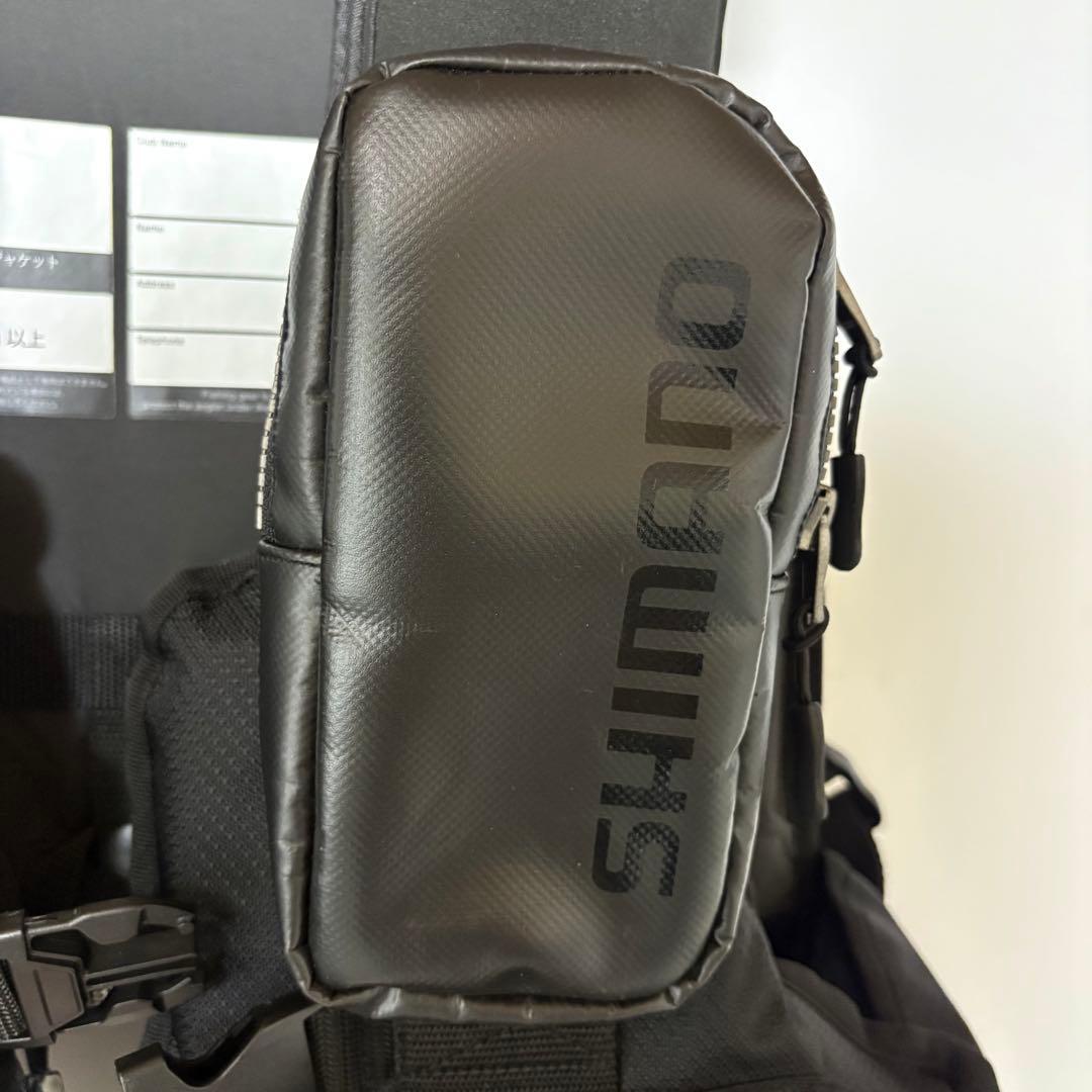 【一度使用しただけの美品】SHIMANOゲームベストVF-024Uブラック