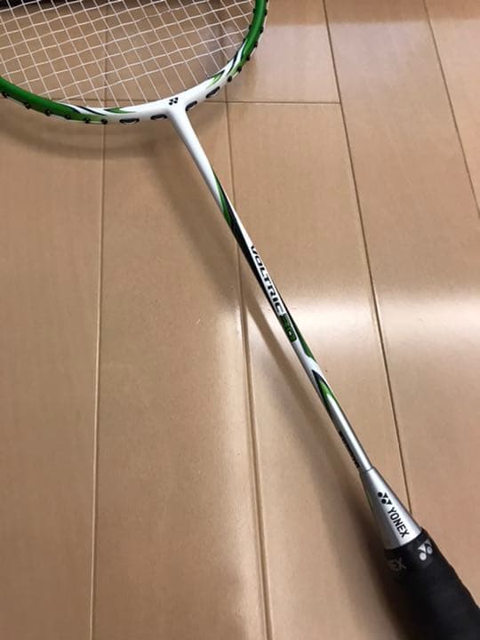 ヨネックス　YONEX バドミントン　ラケット　VOLTRIC 30