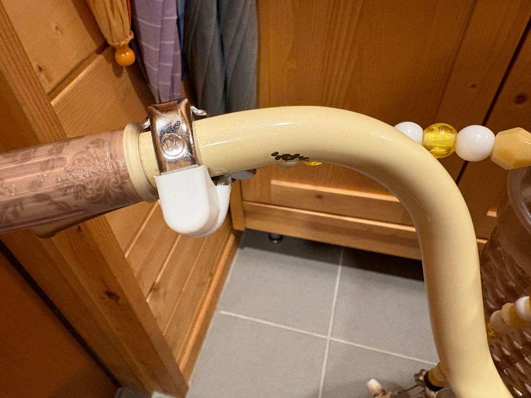 子供用•幼児用自転車 美女と野獣　ヘルメット付き　補助輪付き　16インチ