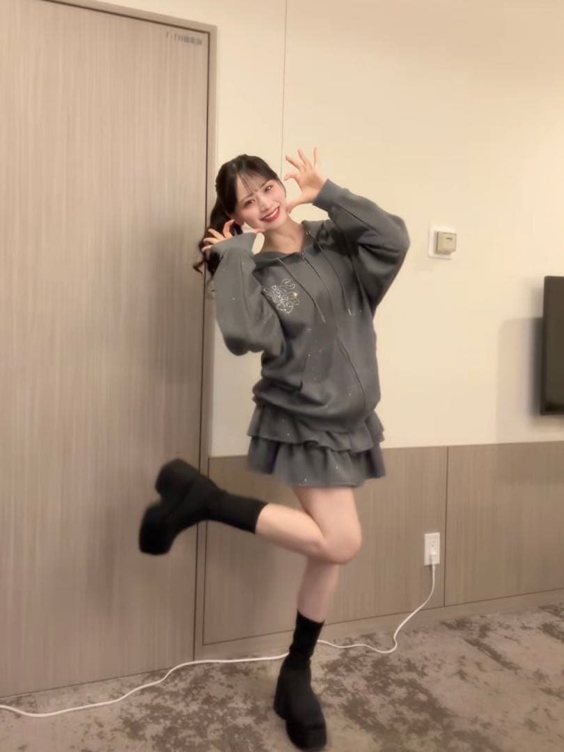 TITTY&CO. ラメスウェットセットアップ