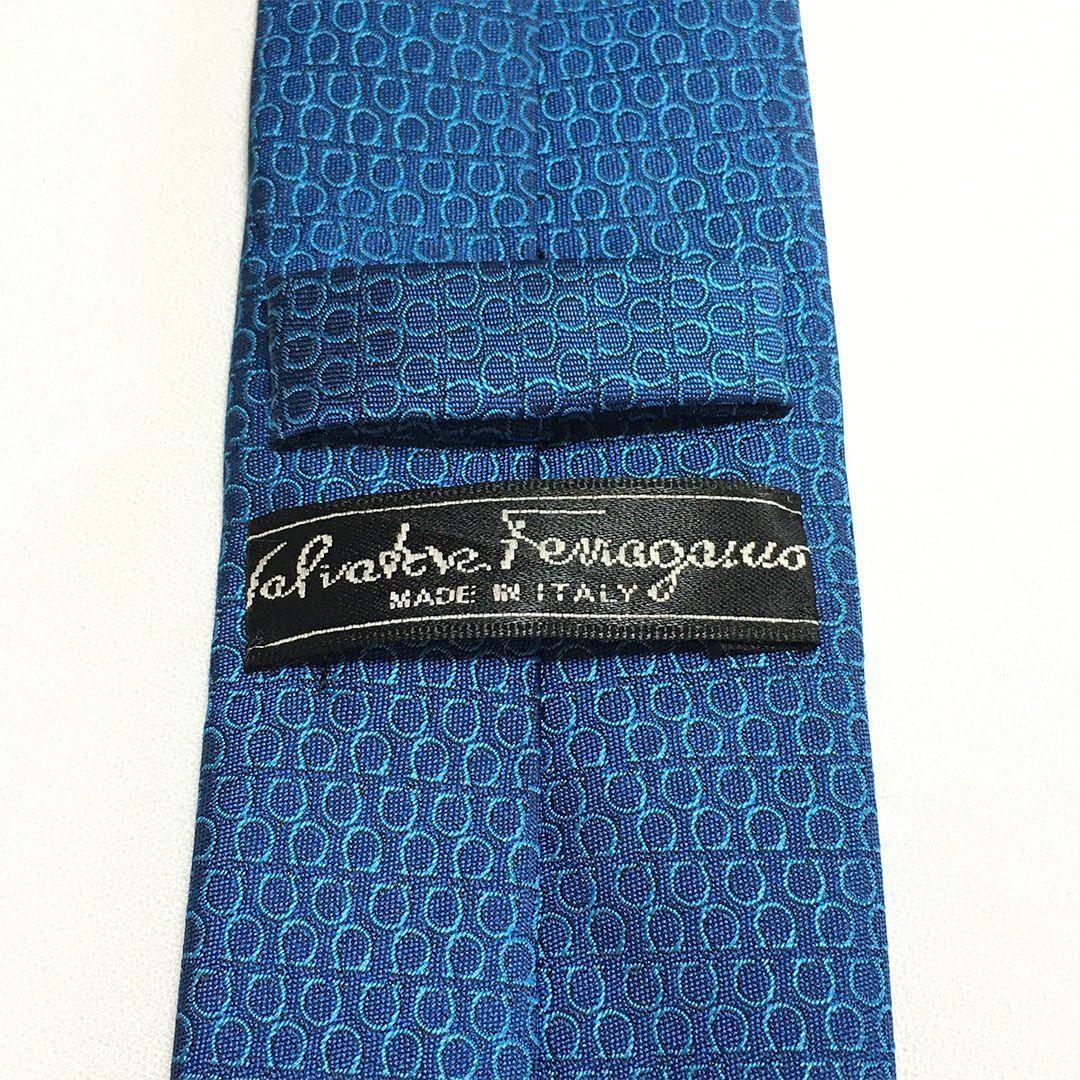 未使用級 サルヴァトーレフェラガモ ネクタイ シルク ブルー ガンチーニ柄