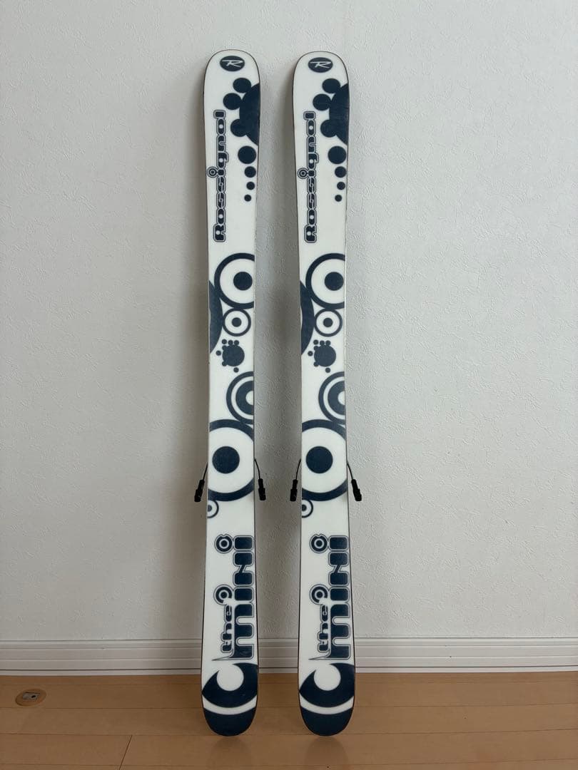 Rossignol ミッドスキー　ストック付き
