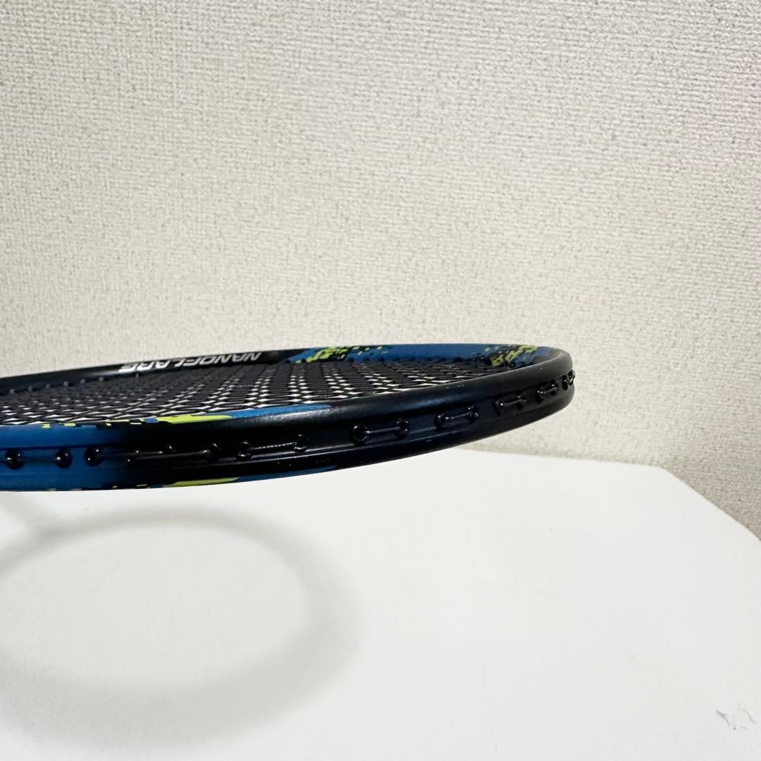 【極美品】 Nanoflare 700 バドミントンラケット　ナノフレア700