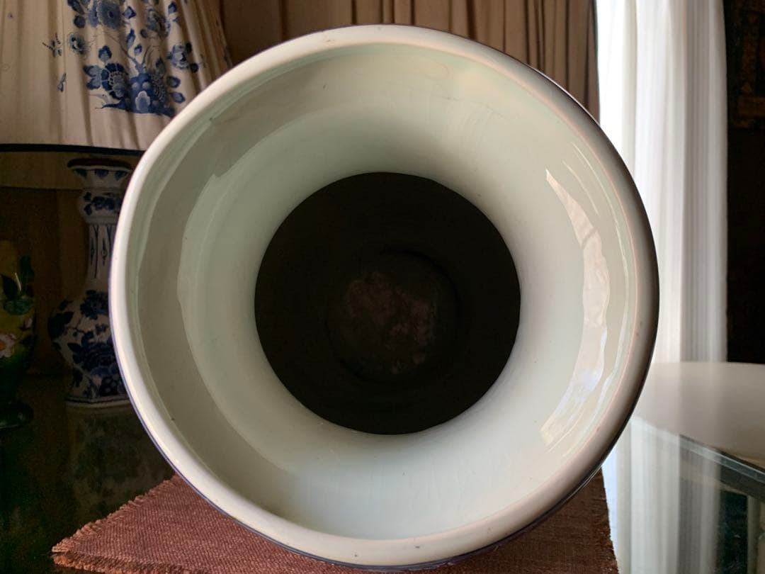 ロイヤルデルフト　破格！オランダのビンテージ超大型花瓶で細かく描き込まれた美術品