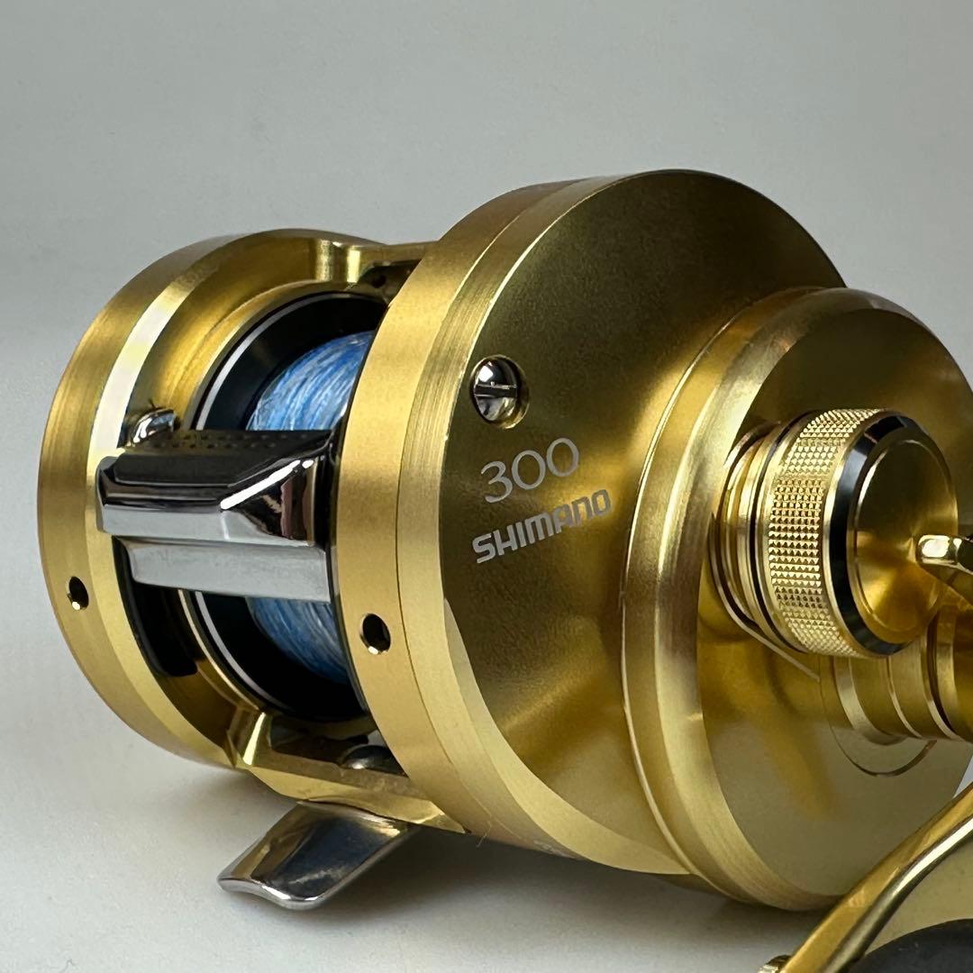 シマノ 18カルカッタコンクエスト300