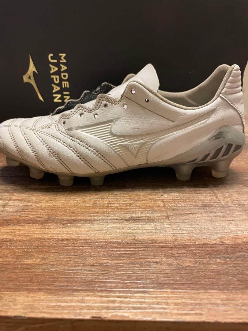 ミズノモナルシーダneo