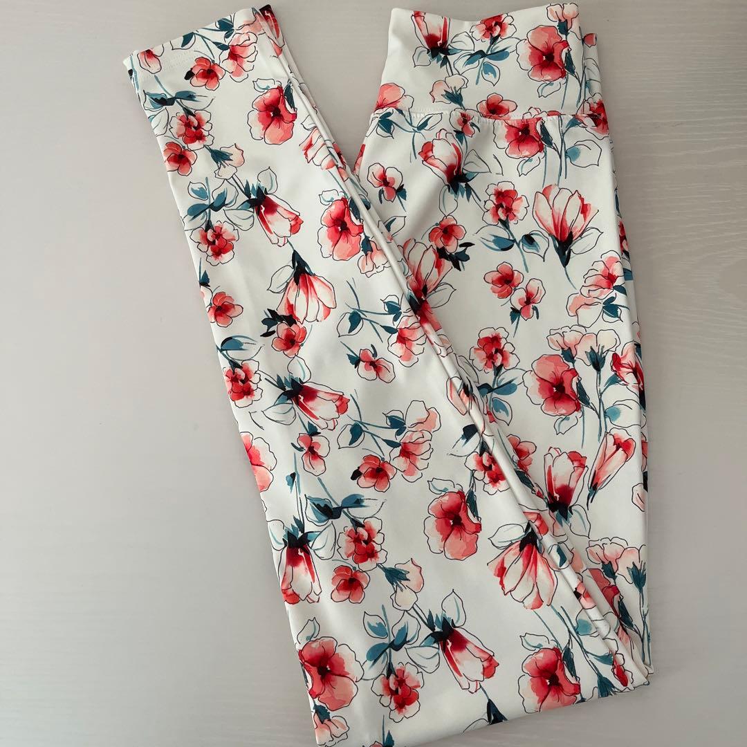 【極美品/2025新作】LITHEE松島花さん着用リリカルフラワークロスレギンス