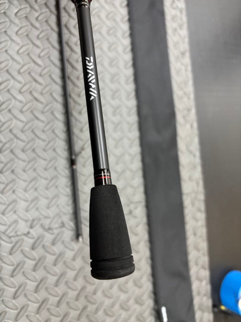 ダイワ月下美人83ML‑T(2.51m) カーボンアジングロッドロッドケース付き