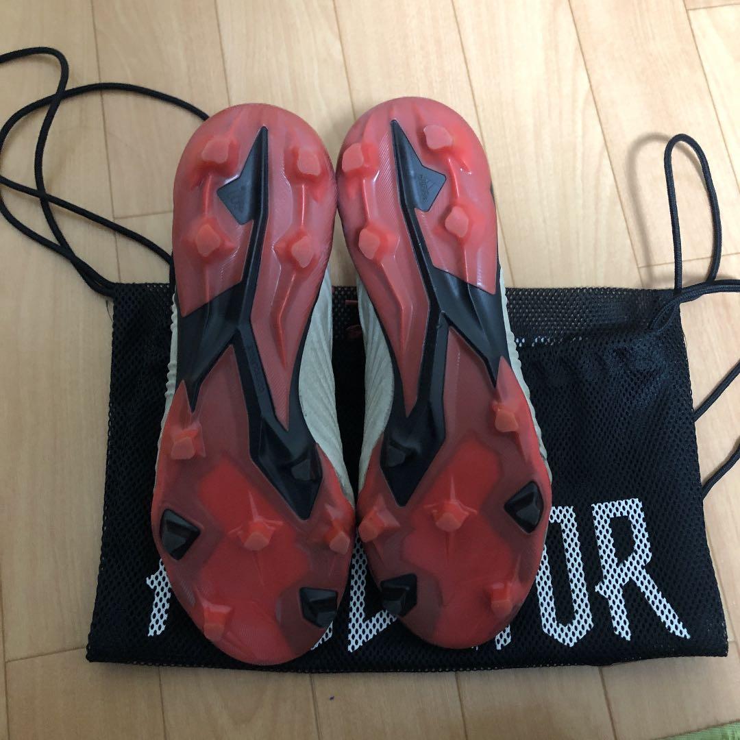 サッカースパイクadidas プレデター
