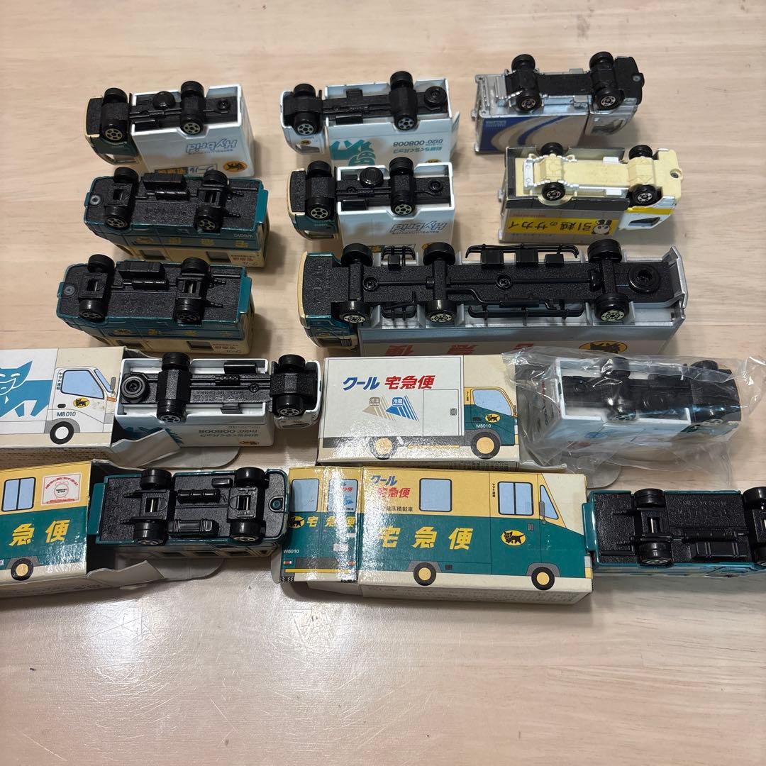 ミニカー非売品　ヤマト運輸 佐川 サカイ　計宅急便12台まとめ売り