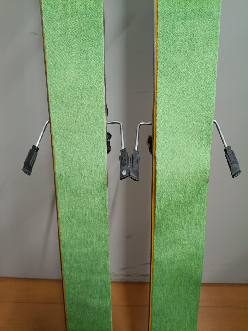 スキートラーブ・ピューマ/TLTビンディング/（おまけ）シール付き