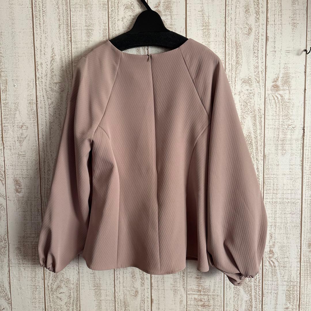 新品　fennel 定価¥1万9800円　ボリュームスリーブトップス　スコット