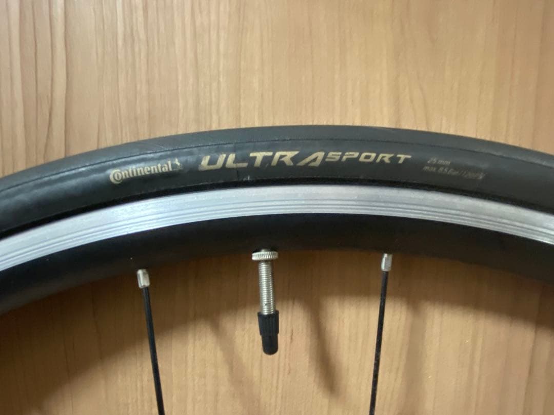 SHIMANO WH-R501 エントリーホイール　ウルトラスポーツつき