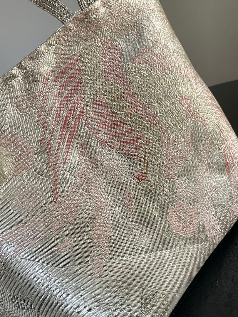 帯リメイクバッグ　九百織佐賀錦　ピンクの鳳凰と華文様　Mサイズ　和装バッグ