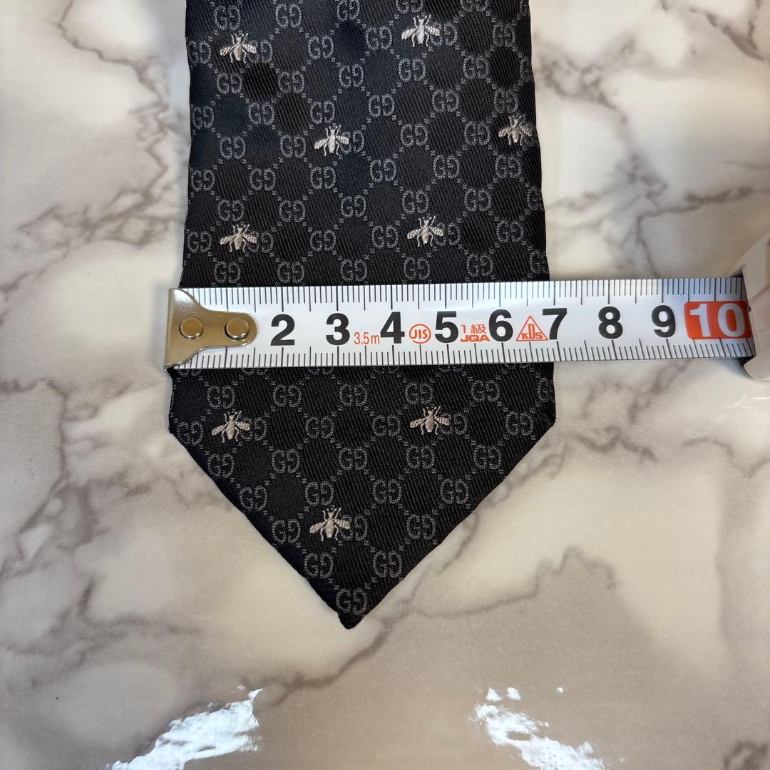 【現行タグ✨】GUCCI ネクタイ　GG 蜂　ビー　ブラック　黒　刺繍　シルバー