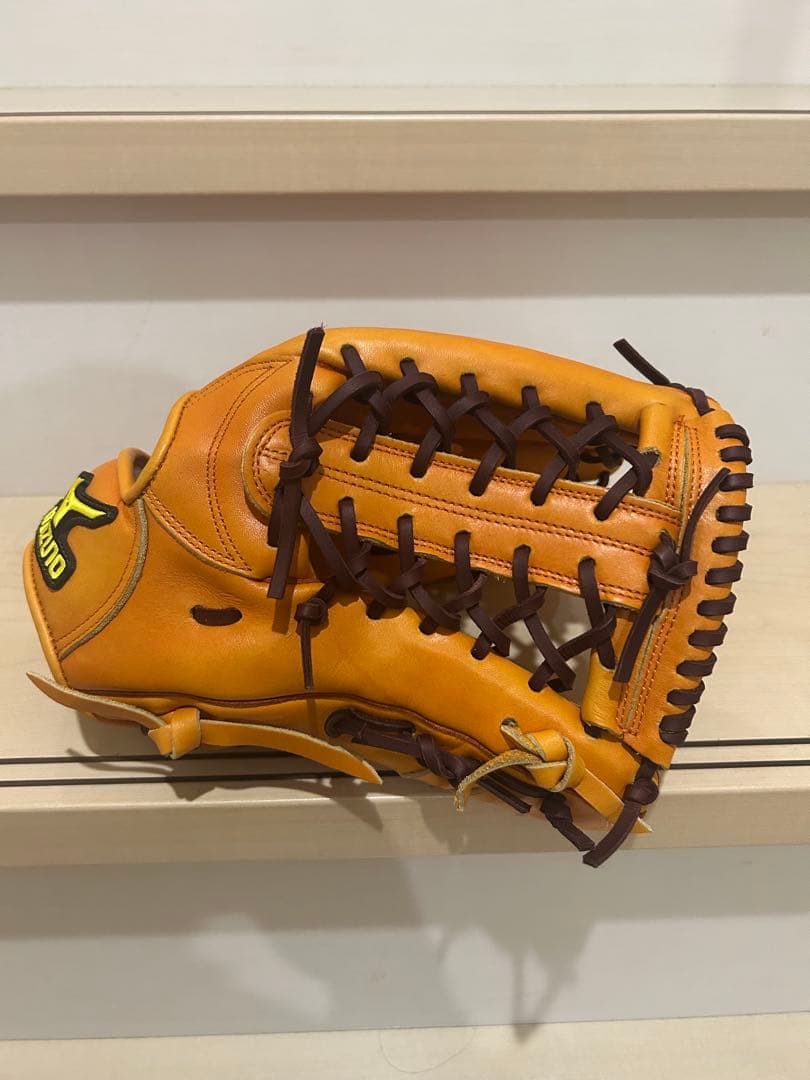 硬式グローブ　ミズノ
