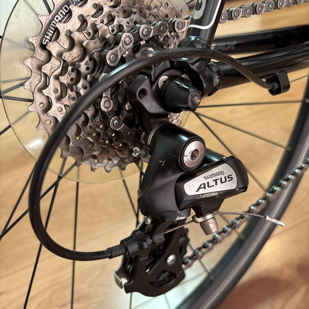 ジャイアント エスケープ　RX4. M ブラック