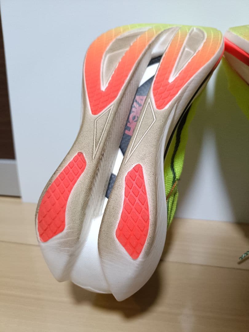 美品 HOKA CieloX1 3.0 メンズ26.0cm