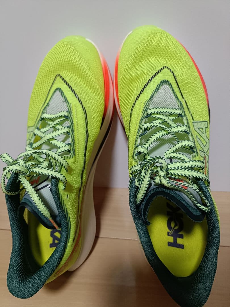 美品 HOKA CieloX1 3.0 メンズ26.0cm