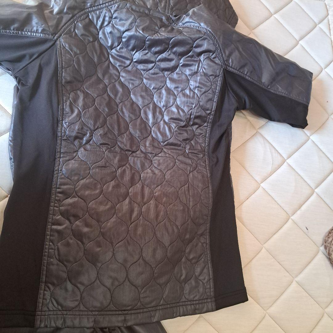 お値下げ中Under Armour ダークグレー ジャージ上下セット