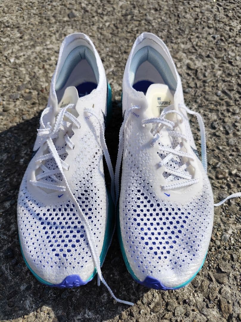 NIKEのヴェイパーフライ3ランニングシューズ 25.0
