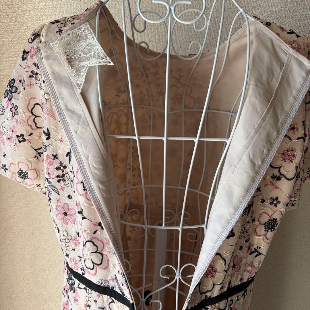 美品Rose Tiaraローズティアラ　オーガンジー刺繍ワンピース　入学式　42