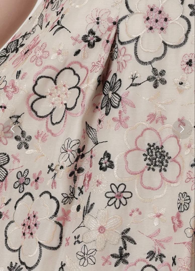 美品Rose Tiaraローズティアラ　オーガンジー刺繍ワンピース　入学式　42