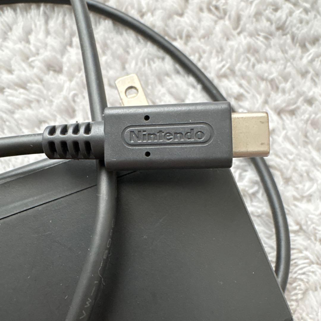や*ゆ様 Nintendo Switch Lite グレー 本体　充電器付き　カ