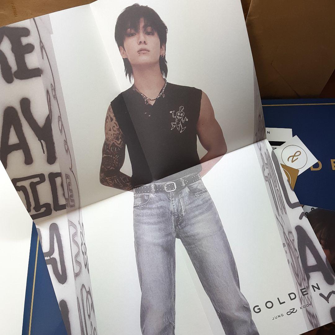 BTS　CD10点　雑誌３冊　ステッカー　フォトカ　セット　まとめ売りのみ