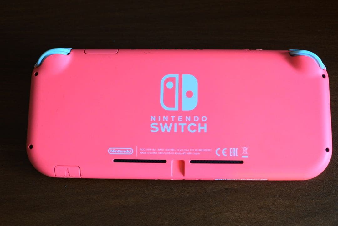 s　Nintendo Switch Lite ピンク