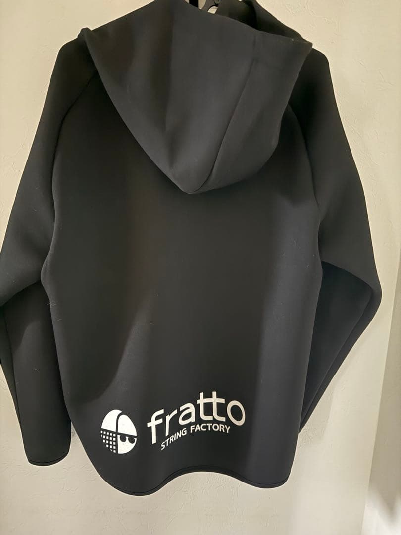 frattoオリジナル　ダンボールニットパーカー　BK