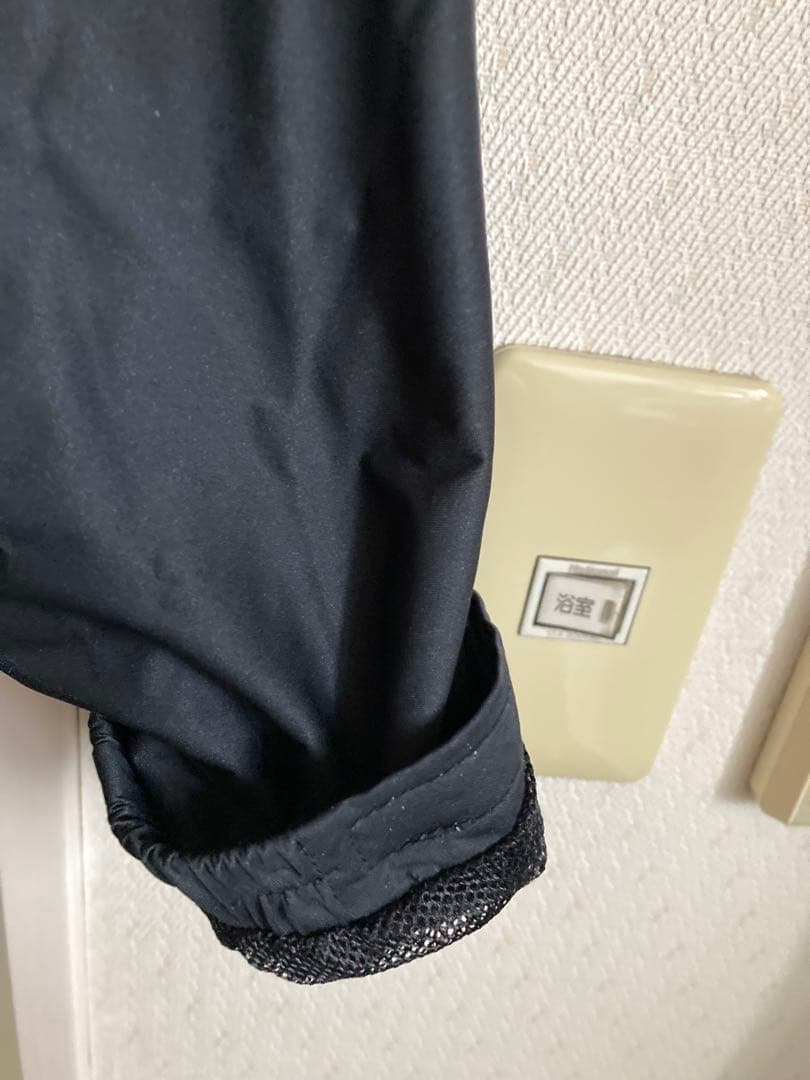 Bridgestone 水神ゴルフジャケット メンズLLサイズ黒/赤(上着のみ)