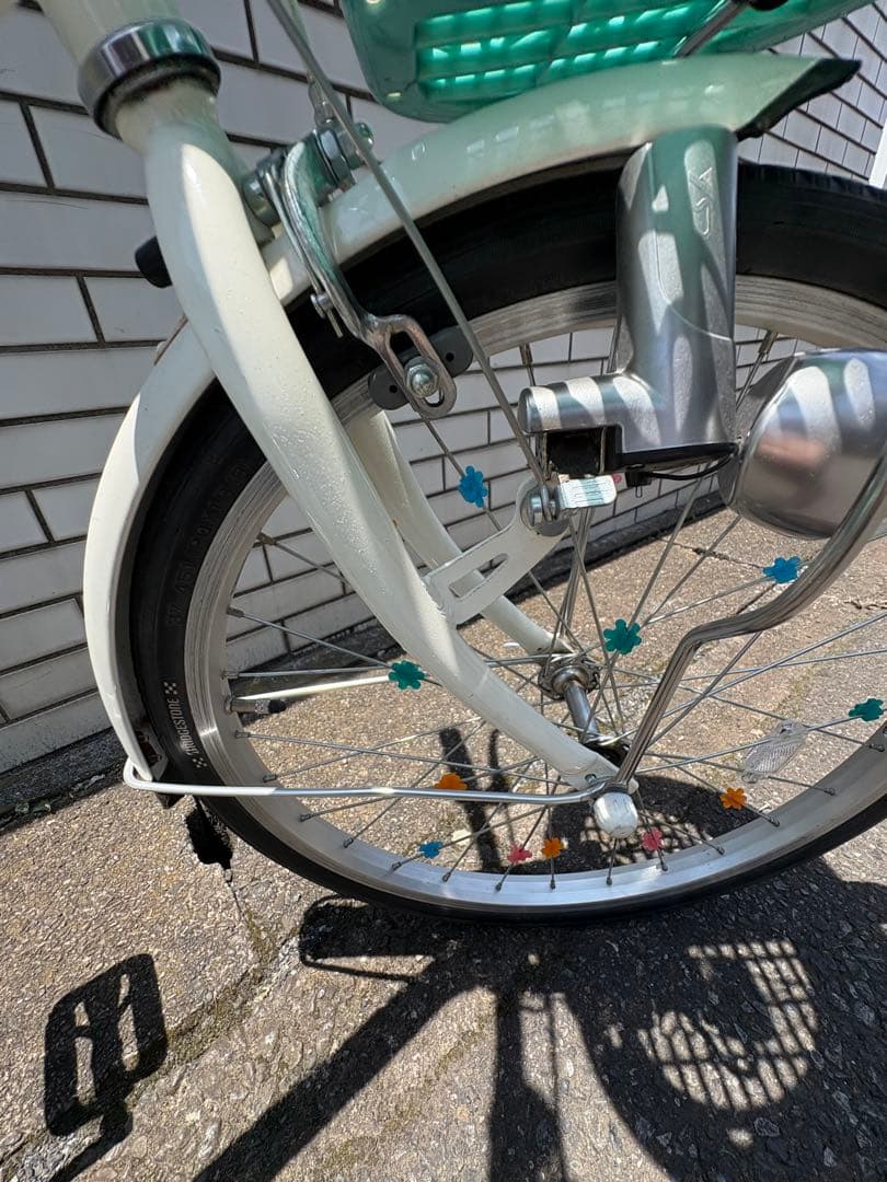 【引き渡し限定】ブリヂストン　自転車 女の子　20インチ　⭐️ヘルメット付⭐️