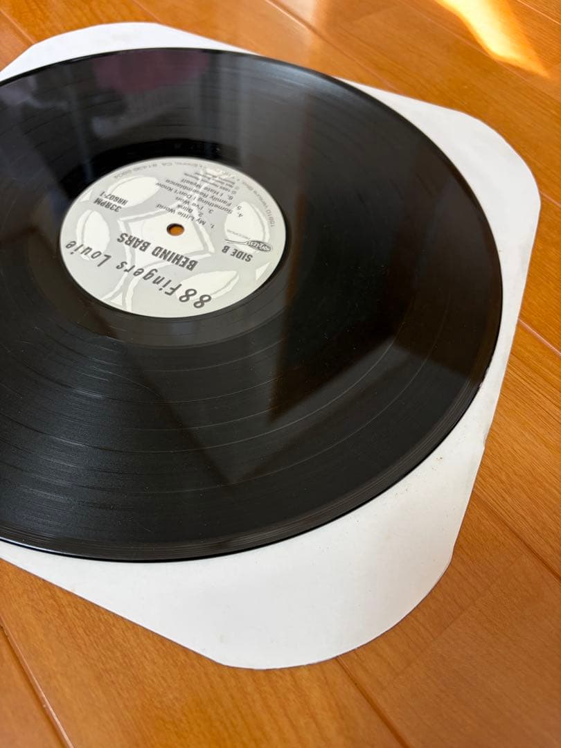 洋楽 88 Fingers Louie Behind Bars