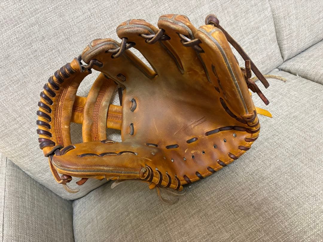 硬式グラブ 内野手用 (IP select 大引モデル)