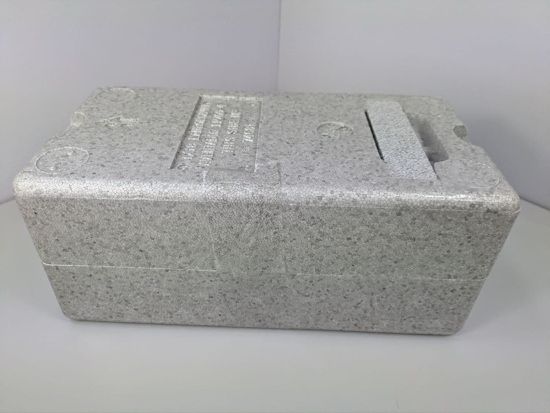 1/18　ミニカー ランボルギーニ アヴェンタドール ロードスター LP700