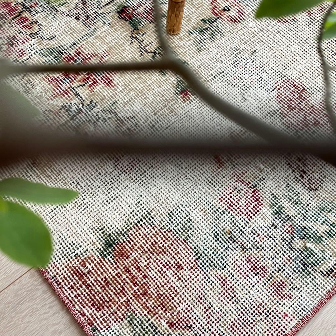 レッドフラワー✳︎57×119 薔薇✳︎ローズ　くすみブルー　トルコヴィンテージラグ