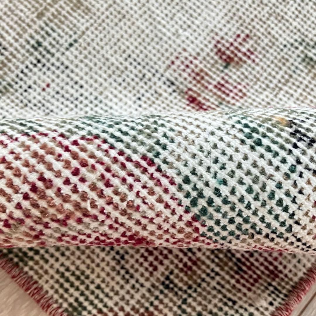 レッドフラワー✳︎57×119 薔薇✳︎ローズ　くすみブルー　トルコヴィンテージラグ