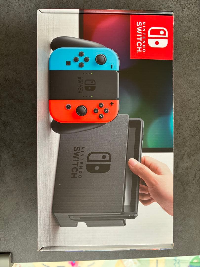 Nintendo Switch 本体　Joy-Con2セット付き