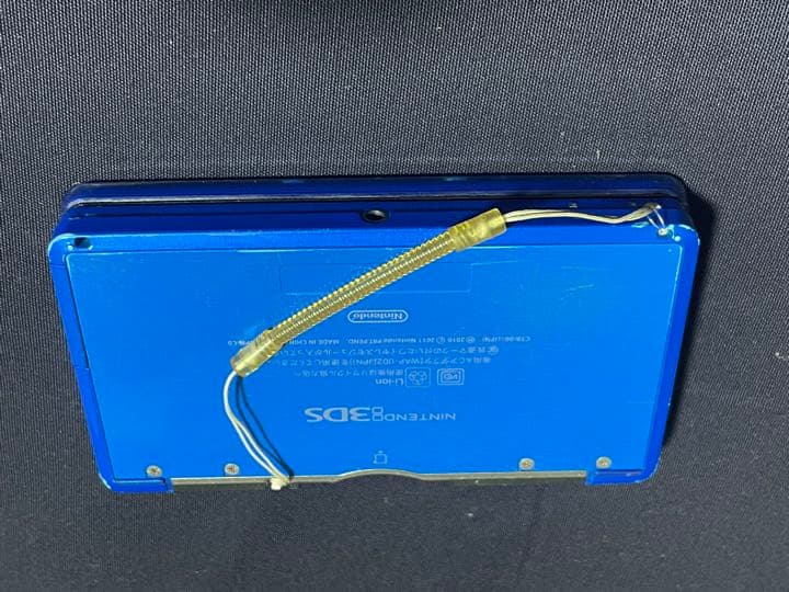 ニンテンドー3DS ライトブルー
