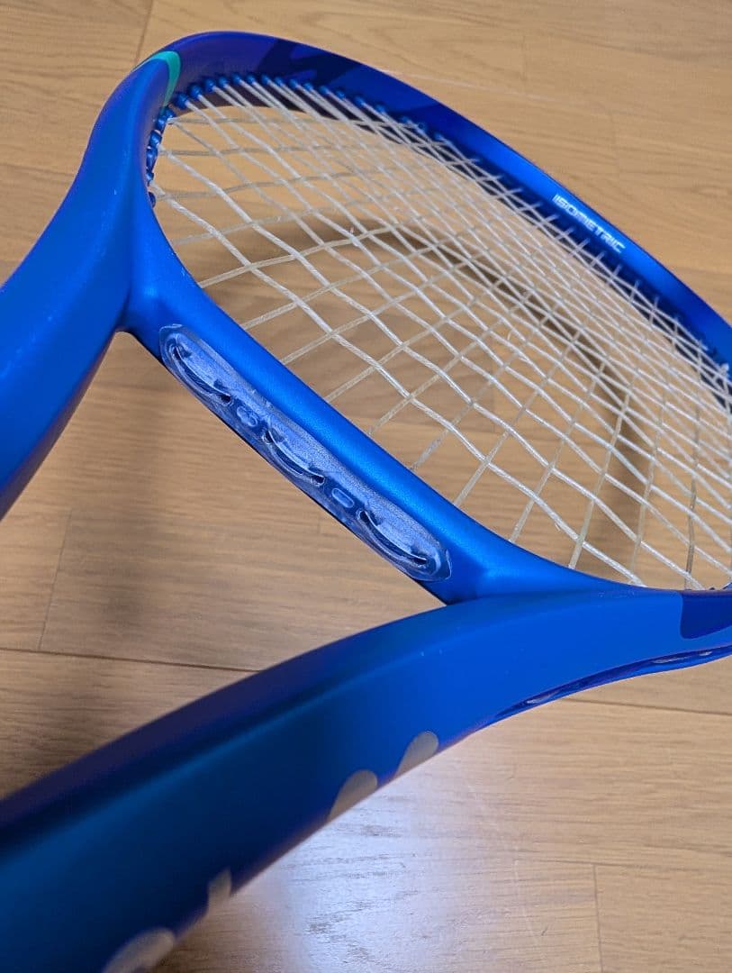 YONEX EZONE 100 TOUR テニスラケット　2025年モデル　G2