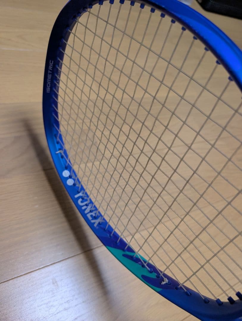 YONEX EZONE 100 TOUR テニスラケット　2025年モデル　G2