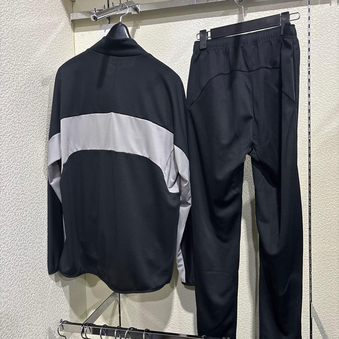 ATHLETAジャージ上下新品